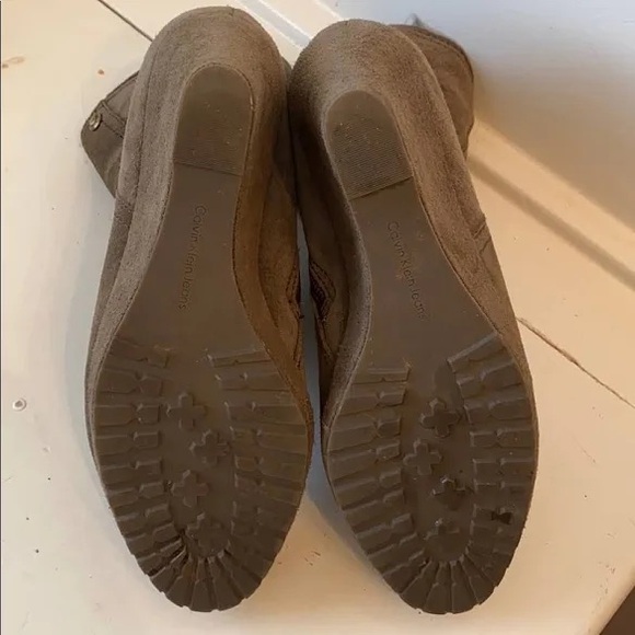 Calvin Klein Odelle Booties Womens sz 10Short Brown Suede Wedge Faux Fur Lined - Picture 3 of 5